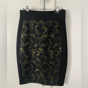 NWOT Anthropologie Maeve pencil skirt camouflage size 14